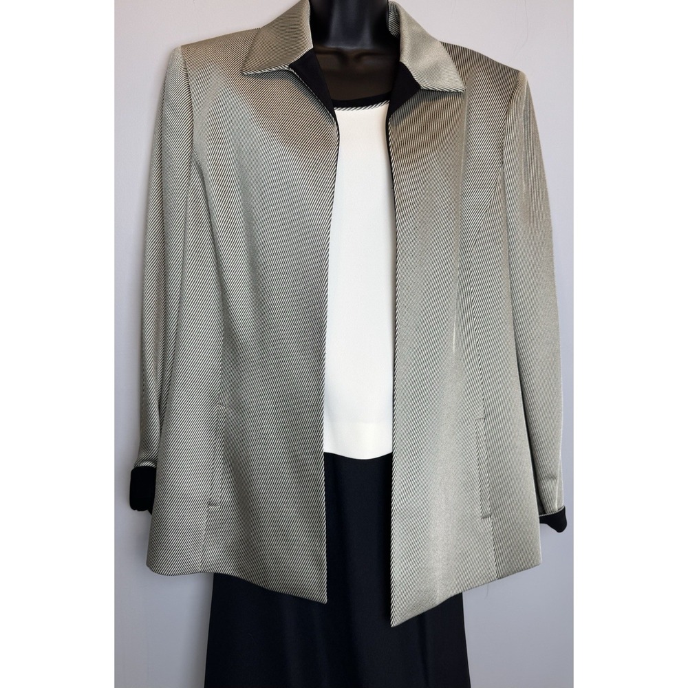 Tahari 3 Piece Suit Set Open Front Blazer Black & White Pinstripe Skirt Size 16